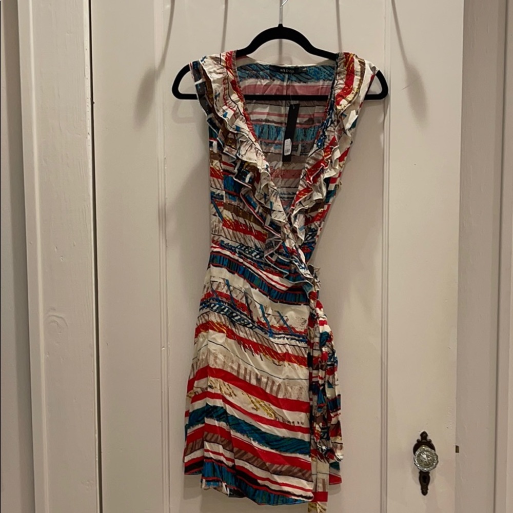 NWT colorful boutique Wrap dress, size L Ark & Co